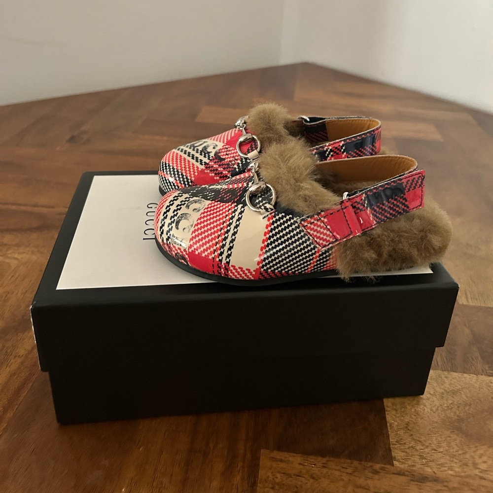 Gucci Kids Red Plaid Slippers with Brown Fur Trim Size 25 EU 8 US - Picture 2 of 4